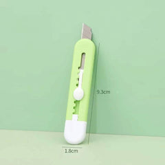 4-Pieces: Retractable Mini Art Cutter