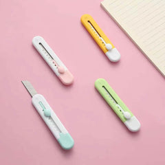 4-Pieces: Retractable Mini Art Cutter